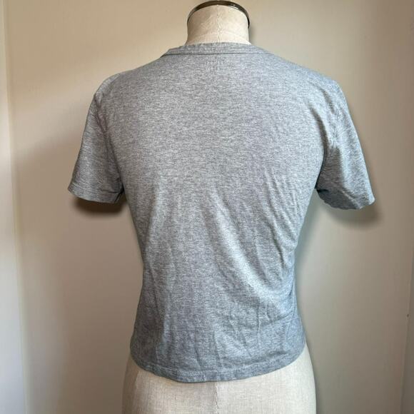 Aritzia Sunday Best Heather Gray Rose Embroidered T-Shirt Size M - Picture 5 of 6